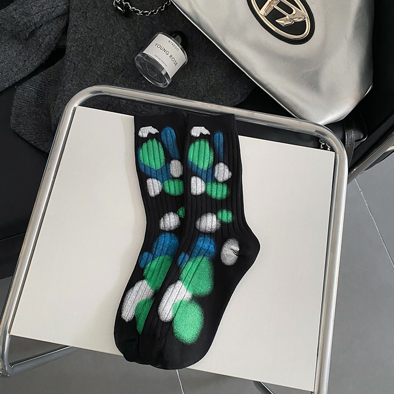 Kaus kaki polkadot warna warni
