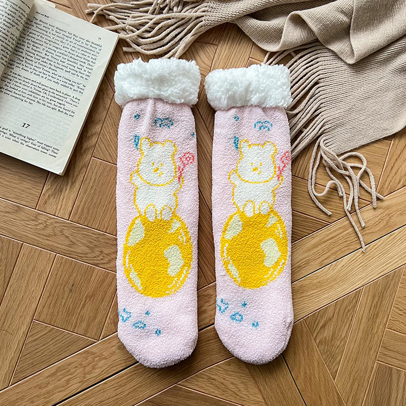 Kaus kaki wol hangat dua lapis