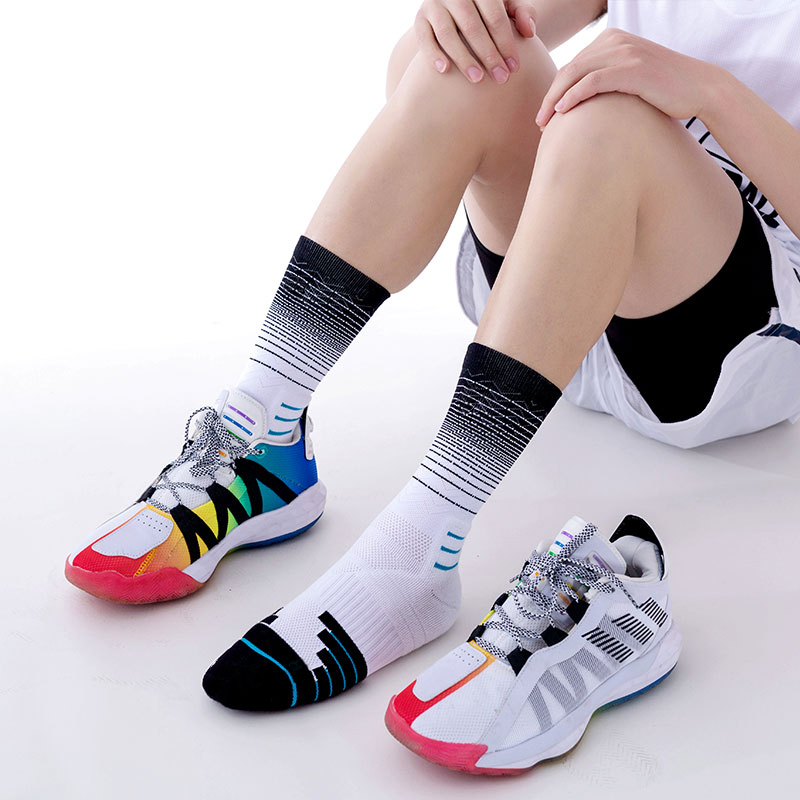 Kaus kaki terry nilon cepat kering untuk basket